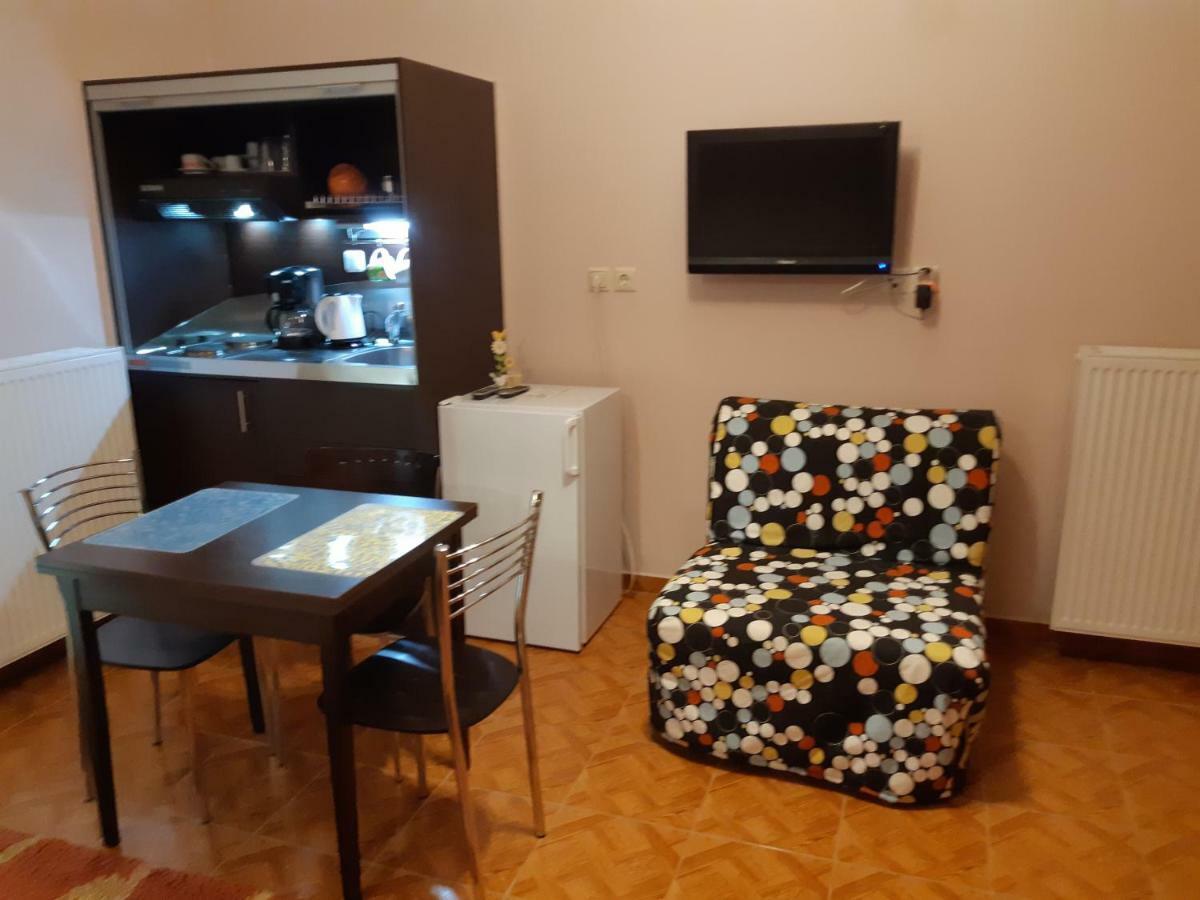 Ariadni Kalavryta Exterior foto